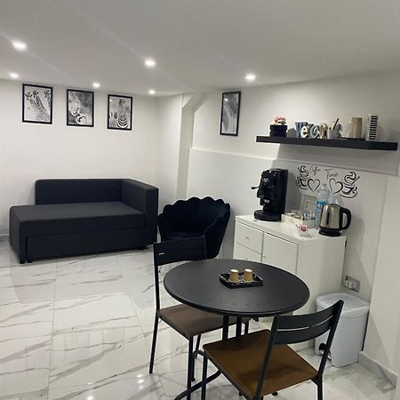 La Casetta di Giovy Napoli Esterno foto